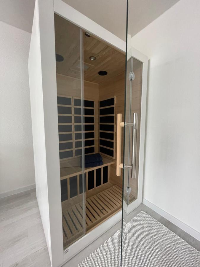 Luxus Apartment Am Fremersberg - Zentral - Mit Sauna & Badewanne Baden-Baden Exterior foto